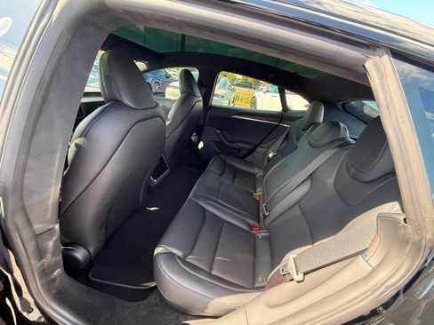 Used 2021 Tesla Model S Plaid image 21