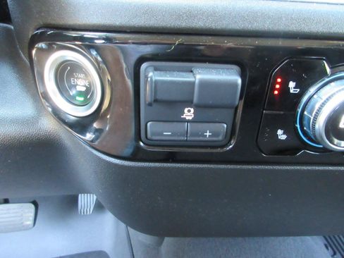 Used 2024 GMC Sierra 2500 SLE w/ SLE Convenience Package AWD/4WD image 54