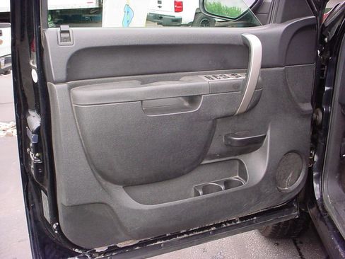 Used 2010 Chevrolet Silverado 1500 LT w/ Power Pack Plus image 28