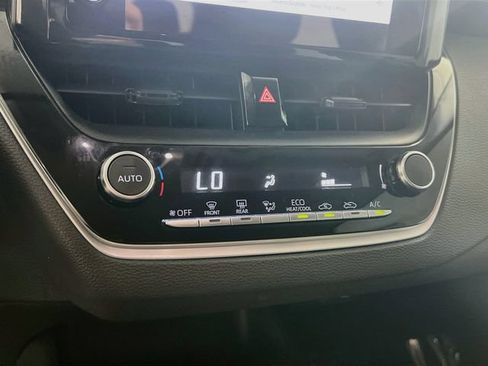 Used 2023 Toyota Corolla LE FWD image 18
