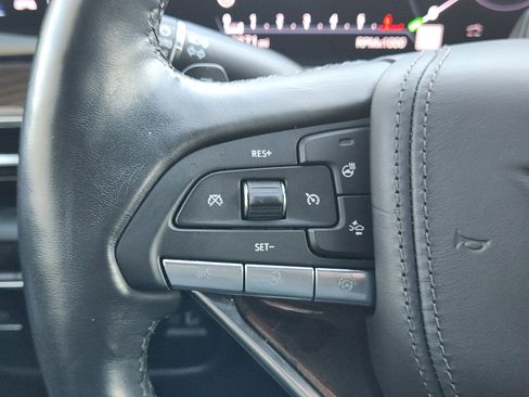 Used 2023 Cadillac Escalade Sport Platinum w/ LPO, ONYX Package image 28