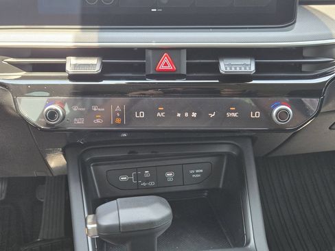 New 2026 Kia K5 LXS FWD image 16