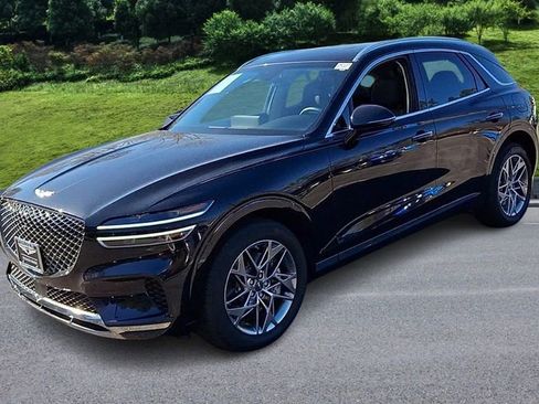 Used 2025 Genesis GV70 2.5T Advanced w/ Advanced Package image 4