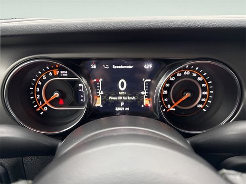 Used 2022 Jeep Gladiator Willys image 22