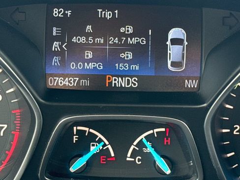 Used 2018 Ford Escape SE FWD image 16