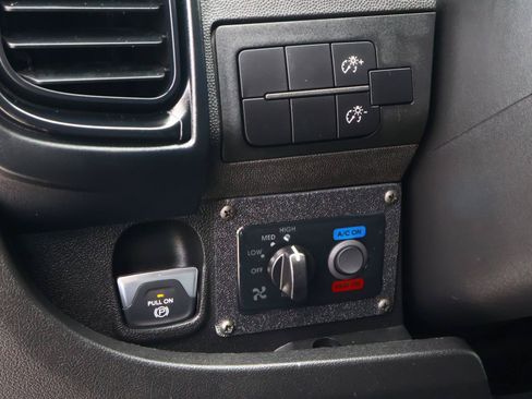 Used 2023 RAM ProMaster 1500 FWD image 19