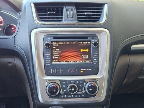 Used 2014 GMC Acadia SLT image 20