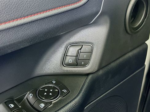 Used 2022 Ford Expedition Max Limited image 22