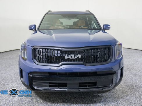 Used 2025 Kia Telluride EX X-Line AWD/4WD image 2