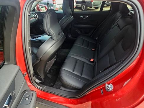 Certified 2024 Volvo V60 B5 Cross Country Plus image 13