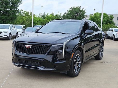 Used 2024 Cadillac XT4 Sport image 5