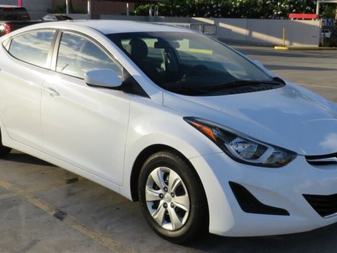 Used 2016 Hyundai Elantra SE FWD image 7