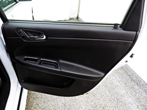 Used 2014 Chevrolet Impala Limited LS FWD image 12