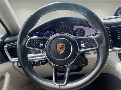 Used 2018 Porsche Panamera 4S w/ Premium Package AWD/4WD image 12