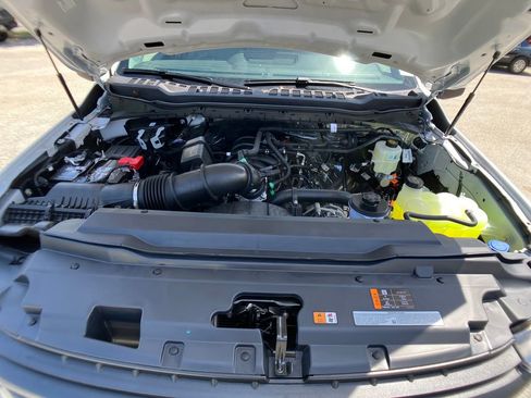 New 2025 Ford F250 XL w/ XL Chrome Package image 30