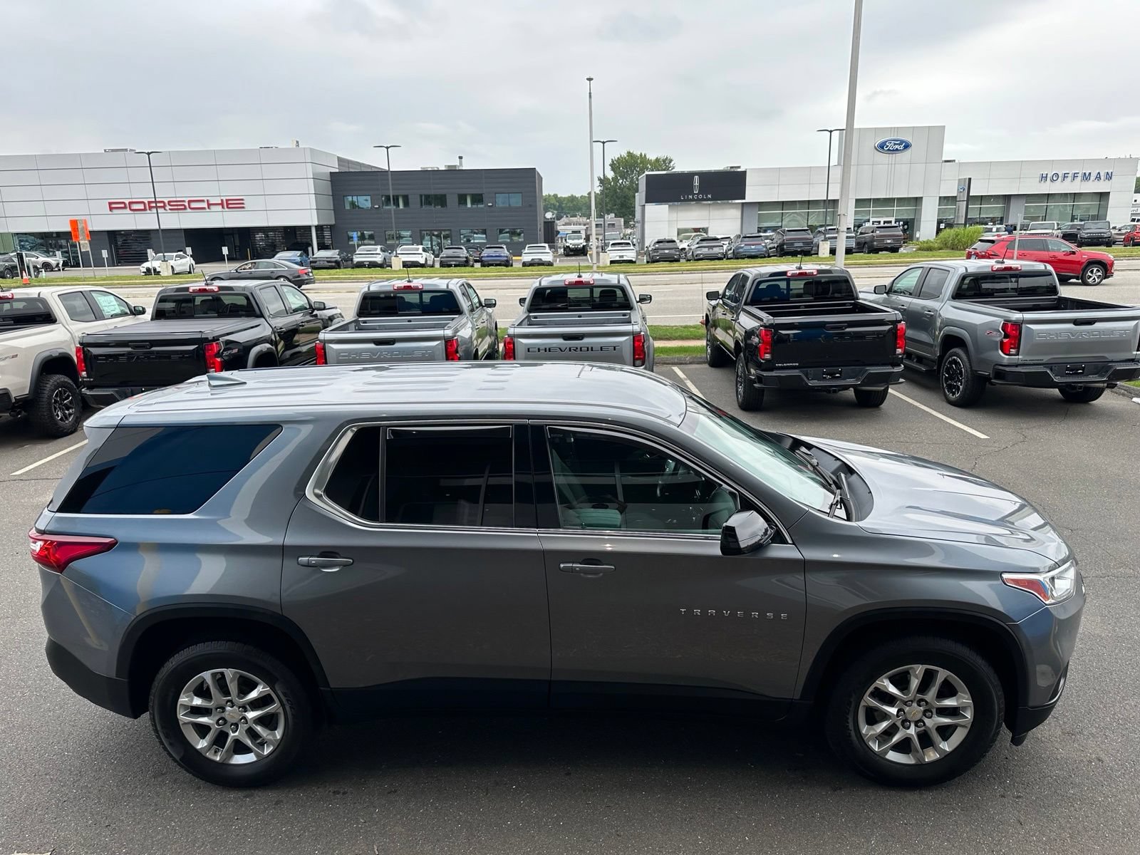 Used 2018 Chevrolet Traverse LS AWD/4WD image 4