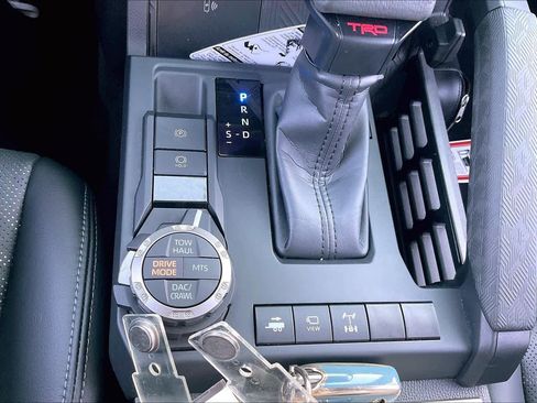 New 2025 Toyota Tacoma TRD Off-Road image 33