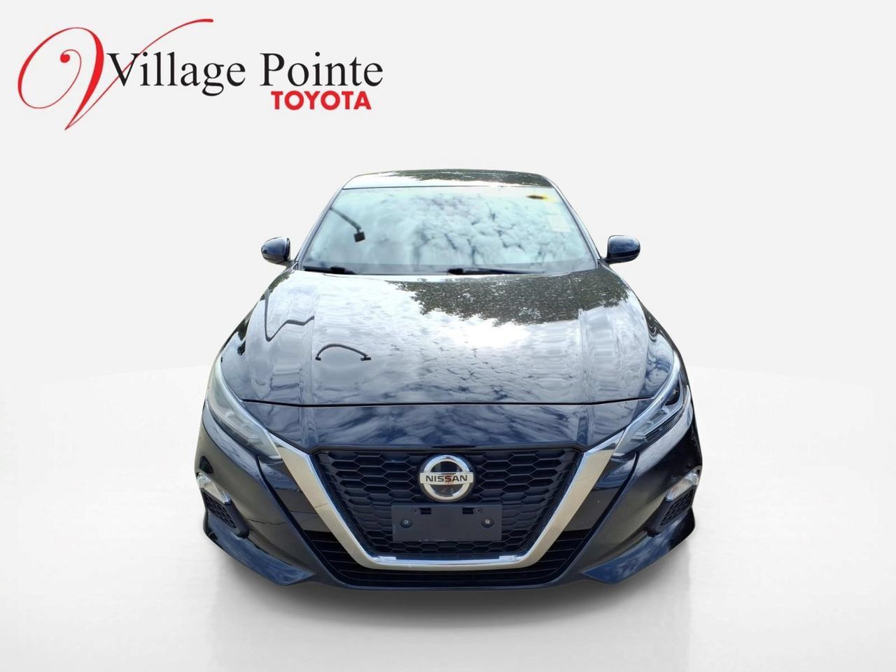 Used 2020 Nissan Altima 2.5 SR w/ Premium Package AWD/4WD image 2