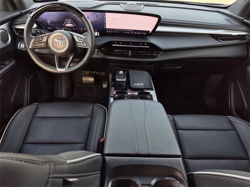 Used 2025 Buick Enclave Avenir w/ Super Cruise Package image 36