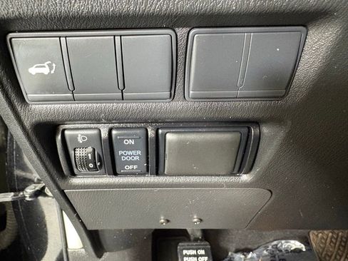 Used 2018 Nissan Armada SL w/ Moonroof Package image 27