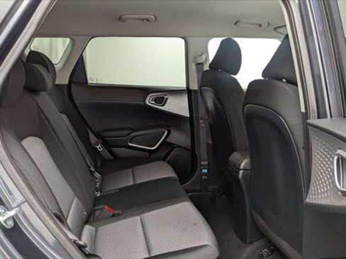 Used 2024 Kia Soul LX w/ Option Group 015 image 19