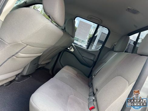Used 2020 Nissan Frontier SV RWD image 39