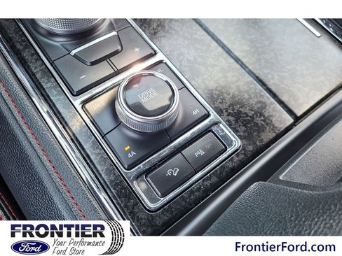 Used 2022 Ford Expedition Max Limited w/ Equipment Group 304A AWD/4WD image 14