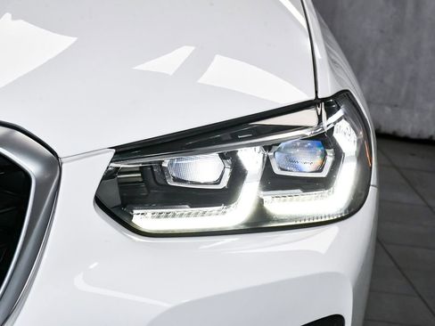 Used 2023 BMW X4 xDrive30i w/ M Sport Package AWD/4WD image 72
