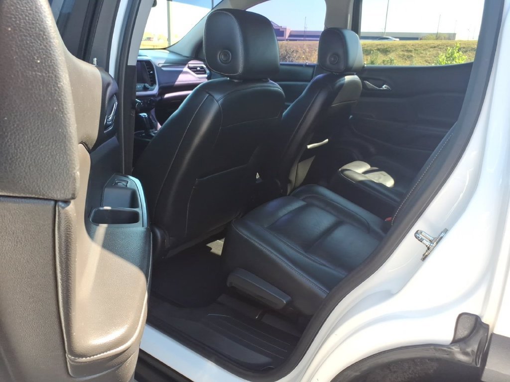 Used 2018 GMC Acadia SLT FWD image 18