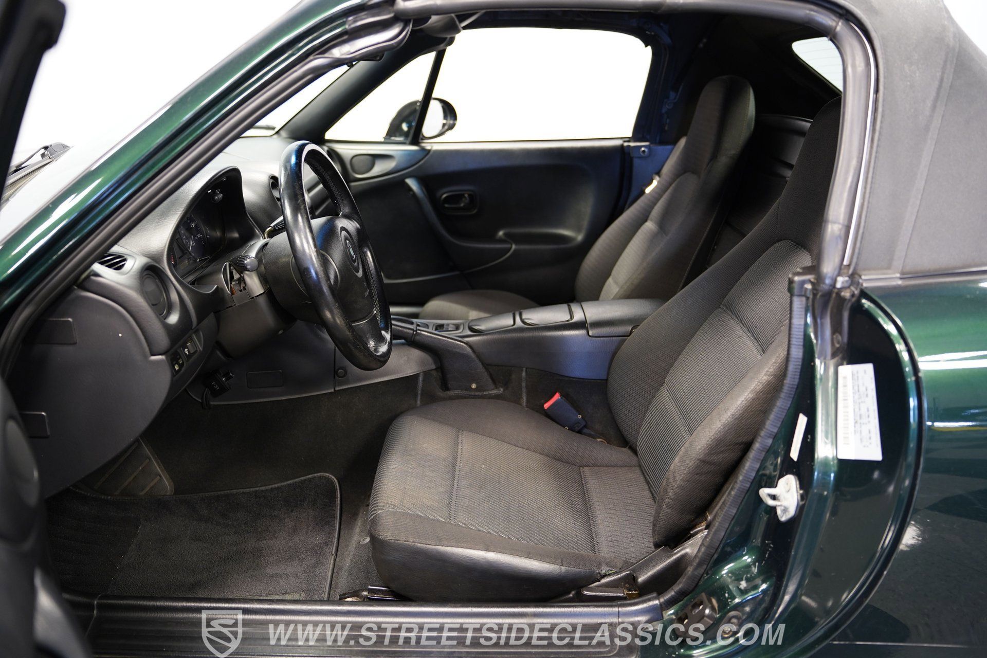 Used 1999 MAZDA MX-5 Miata RWD image 39