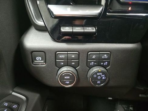 New 2025 Chevrolet Silverado 2500 LTZ w/ LTZ Plus Package image 19