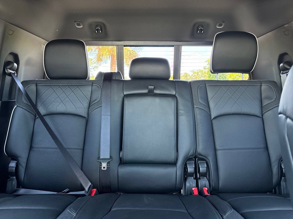 New 2026 RAM 3500 Limited AWD/4WD image 30