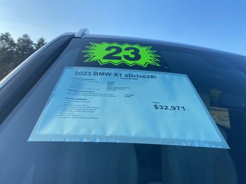 Used 2023 BMW X1 xDrive28i w/ Convenience Package image 16