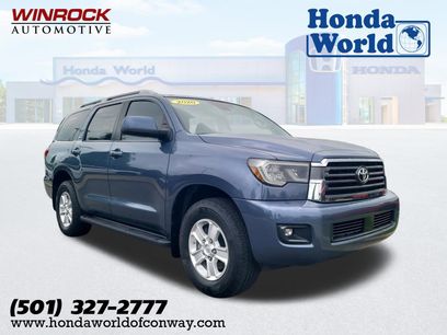 Used 2020 Toyota Sequoia SR5 w/ Carpet Mat Package (TMS)