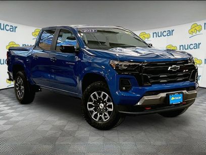 Used 2023 Chevrolet Colorado Z71 w/ Z71 Convenience Package 2