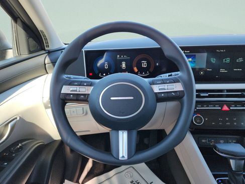 New 2026 Hyundai Tucson SEL FWD image 9