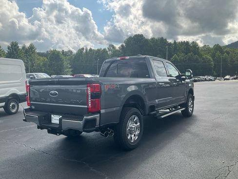 New 2026 Ford F250 Lariat w/ Chrome Package AWD/4WD image 5