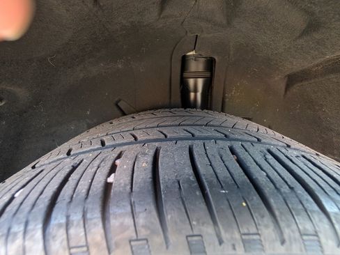 Used 2020 Buick Encore GX Select w/ Sport Touring Package image 25