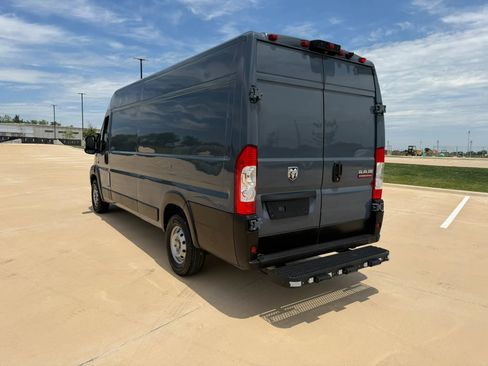 Used 2021 RAM ProMaster 3500 FWD image 4