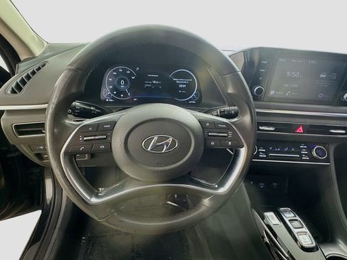 Used 2020 Hyundai Sonata SEL w/ Convenience + Sunroof Package FWD image 13
