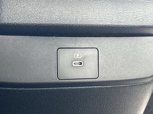 New 2026 Nissan Sentra SR w/ SR Premium Package FWD image 21