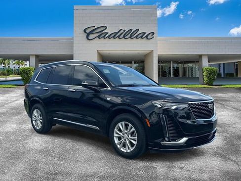 Certified 2023 Cadillac XT6 Luxury FWD image 1