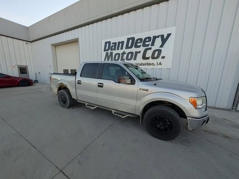 Used 2014 Ford F150 XLT w/ XLT Chrome Package image 17
