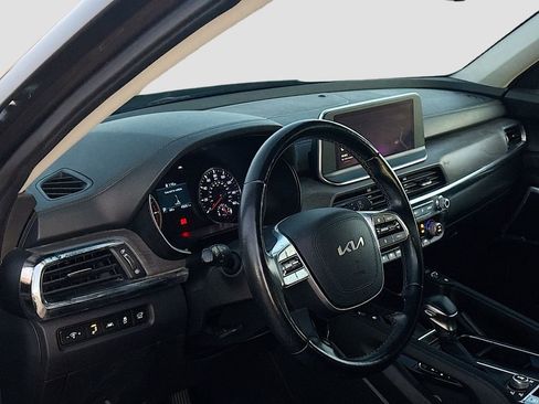 Used 2022 Kia Telluride EX w/ Towing Package image 9