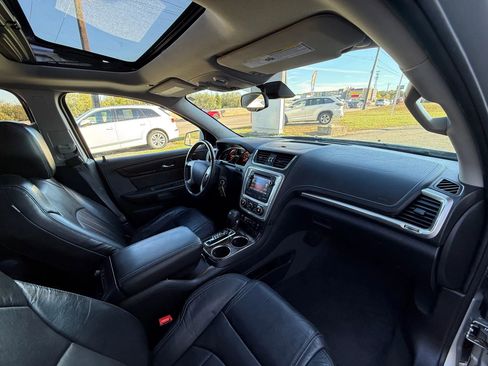 Used 2015 GMC Acadia Denali image 17