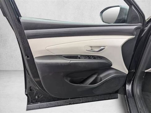 Used 2025 Hyundai Tucson SEL FWD image 21
