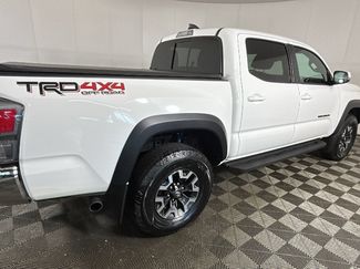 Used 2021 Toyota Tacoma TRD Off-Road AWD/4WD video 3