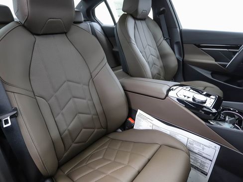 New 2026 BMW 530i xDrive w/ Premium Package AWD/4WD image 30