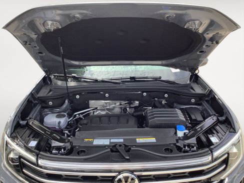 New 2026 Volkswagen Atlas SE FWD image 11
