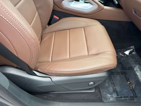 Used 2024 Mercedes-Benz GLE 350 4MATIC image 26